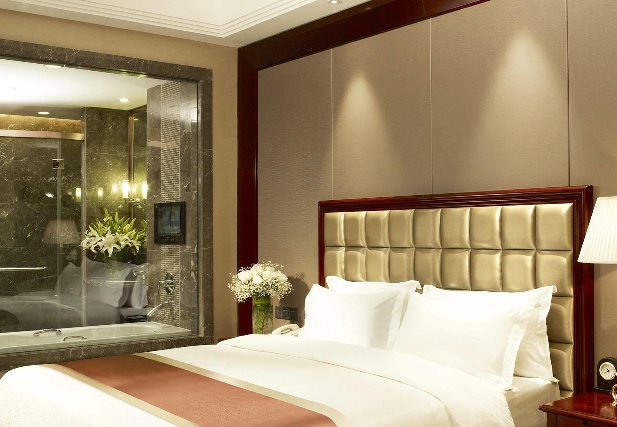 Shenzhen Baohengda International Hotel Extérieur photo